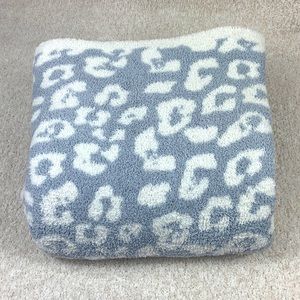 CozyChic Barefoot in the Wild Throw